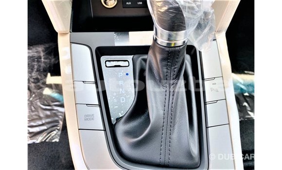 Buy Import Hyundai Elantra White Car in Import - Dubai in Andijon Buy Import Hyundai Elantra White Car in Import - Dubai in Andijon