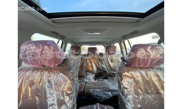 Buy Import Toyota Land Cruiser White Car in Import - Dubai in Andijon Buy Import Toyota Land Cruiser White Car in Import - Dubai in Andijon