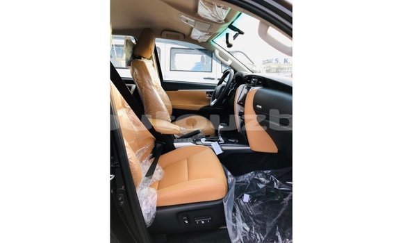 Buy Import Toyota Fortuner Black Car in Import - Dubai in Andijon Buy Import Toyota Fortuner Black Car in Import - Dubai in Andijon