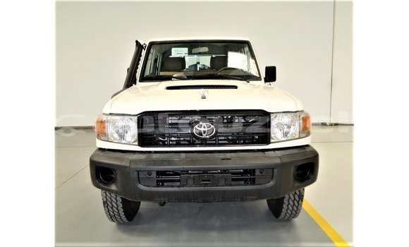 Buy Import Toyota Land Cruiser White Car in Import - Dubai in Andijon Buy Import Toyota Land Cruiser White Car in Import - Dubai in Andijon