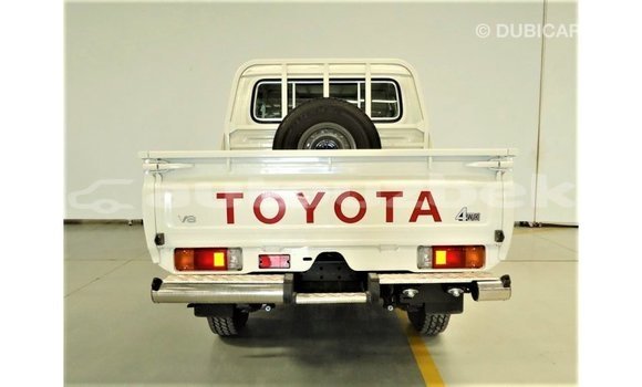 Buy Import Toyota Land Cruiser White Car in Import - Dubai in Andijon Buy Import Toyota Land Cruiser White Car in Import - Dubai in Andijon
