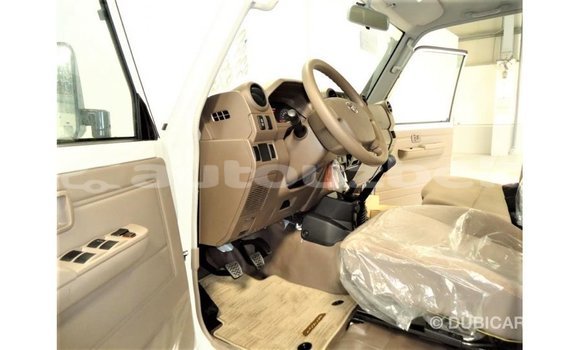 Buy Import Toyota Land Cruiser White Car in Import - Dubai in Andijon Buy Import Toyota Land Cruiser White Car in Import - Dubai in Andijon