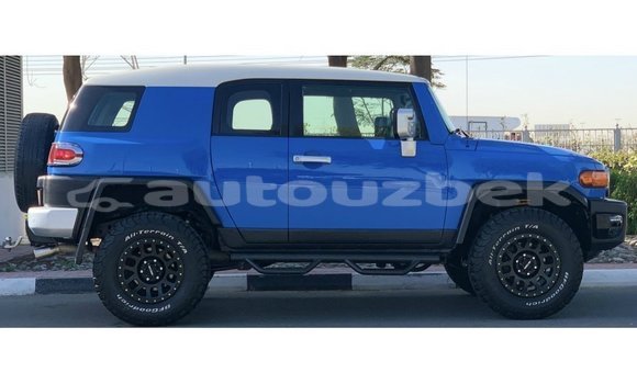 Buy Import Toyota FJ Cruiser Blue Car in Import - Dubai in Andijon Buy Import Toyota FJ Cruiser Blue Car in Import - Dubai in Andijon