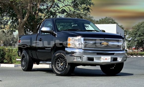 Buy Import Chevrolet Silverado Black Car in Import - Dubai in Andijon