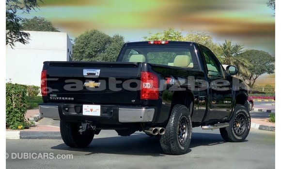 Buy Import Chevrolet Silverado Black Car in Import - Dubai in Andijon Buy Import Chevrolet Silverado Black Car in Import - Dubai in Andijon