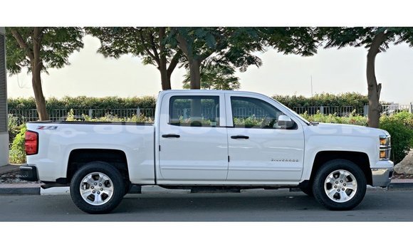 Buy Import Chevrolet Silverado White Car in Import - Dubai in Andijon Buy Import Chevrolet Silverado White Car in Import - Dubai in Andijon