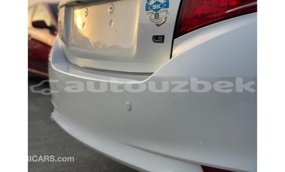 Buy Import Toyota Yaris White Car in Import - Dubai in Andijon Buy Import Toyota Yaris White Car in Import - Dubai in Andijon