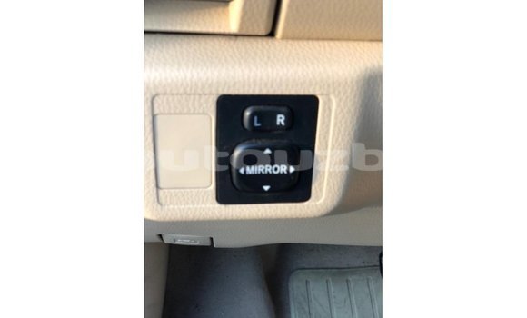 Buy Import Toyota Yaris White Car in Import - Dubai in Andijon Buy Import Toyota Yaris White Car in Import - Dubai in Andijon