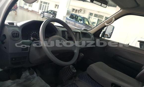 Buy Used Nissan Urvan White Car in Tashkent in Toskent Buy Used Nissan Urvan White Car in Tashkent in Toskent