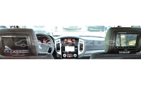 Buy Import Mitsubishi Pajero White Car in Import - Dubai in Andijon Buy Import Mitsubishi Pajero White Car in Import - Dubai in Andijon
