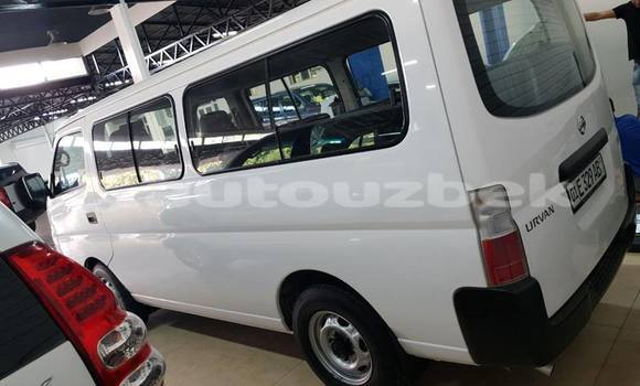 Buy Used Nissan Urvan White Car in Tashkent in Toskent Buy Used Nissan Urvan White Car in Tashkent in Toskent