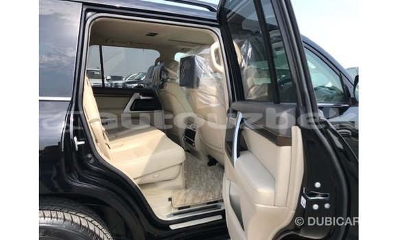 Buy Import Toyota Land Cruiser Black Car in Import - Dubai in Andijon Buy Import Toyota Land Cruiser Black Car in Import - Dubai in Andijon