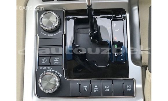 Buy Import Toyota Land Cruiser Red Car in Import - Dubai in Andijon Buy Import Toyota Land Cruiser Red Car in Import - Dubai in Andijon