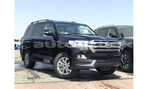 Buy Import Toyota Land Cruiser Black Car in Import - Dubai in Andijon