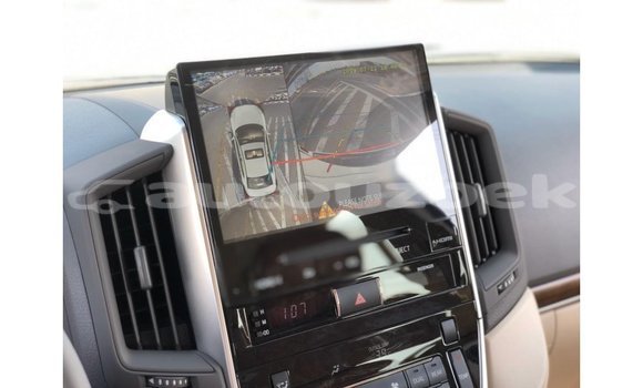 Buy Import Toyota Land Cruiser White Car in Import - Dubai in Andijon Buy Import Toyota Land Cruiser White Car in Import - Dubai in Andijon