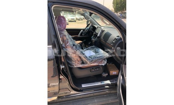 Buy Import Toyota Land Cruiser Black Car in Import - Dubai in Andijon Buy Import Toyota Land Cruiser Black Car in Import - Dubai in Andijon