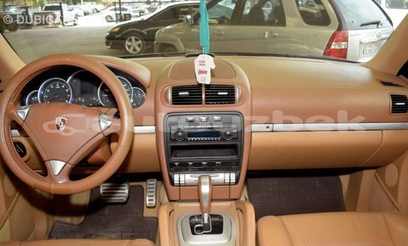 Buy Import Porsche Cayenne Green Car in Import - Dubai in Andijon Buy Import Porsche Cayenne Green Car in Import - Dubai in Andijon