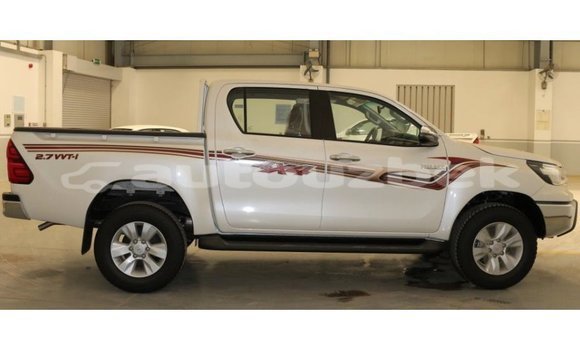 Buy Import Toyota Hilux White Car in Import - Dubai in Andijon Buy Import Toyota Hilux White Car in Import - Dubai in Andijon