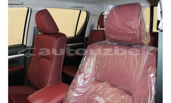Buy Import Toyota Hilux White Car in Import - Dubai in Andijon Buy Import Toyota Hilux White Car in Import - Dubai in Andijon