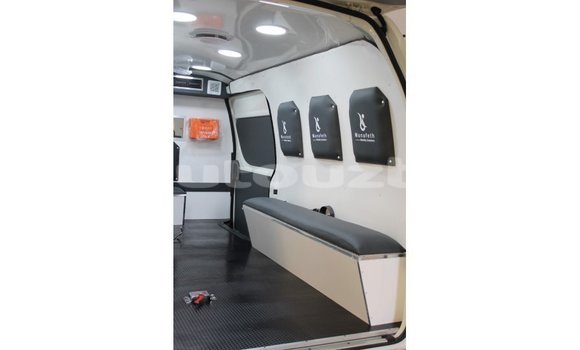 Buy Import Toyota Hiace White Car in Import - Dubai in Andijon Buy Import Toyota Hiace White Car in Import - Dubai in Andijon