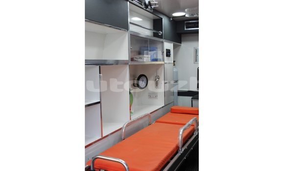 Buy Import Toyota Hiace White Car in Import - Dubai in Andijon Buy Import Toyota Hiace White Car in Import - Dubai in Andijon