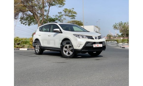 Buy Import Toyota 4Runner White Car in Import - Dubai in Andijon Buy Import Toyota 4Runner White Car in Import - Dubai in Andijon