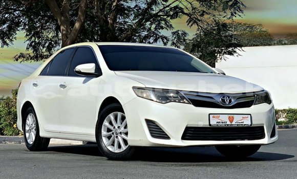 Buy Import Toyota Camry White Car in Import - Dubai in Andijon
