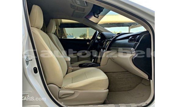 Buy Import Toyota Camry White Car in Import - Dubai in Andijon Buy Import Toyota Camry White Car in Import - Dubai in Andijon
