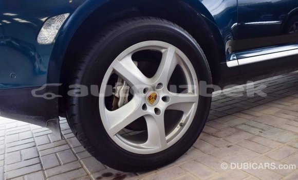 Buy Import Porsche Cayenne Green Car in Import - Dubai in Andijon