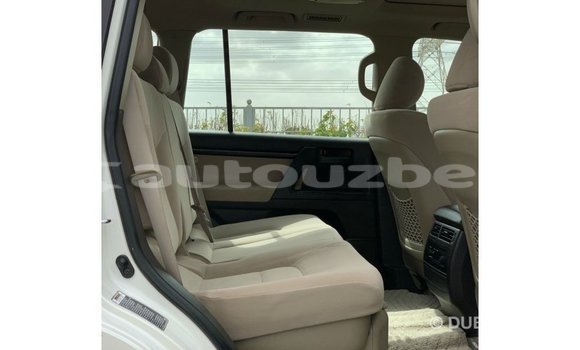 Buy Import Toyota Land Cruiser White Car in Import - Dubai in Andijon Buy Import Toyota Land Cruiser White Car in Import - Dubai in Andijon