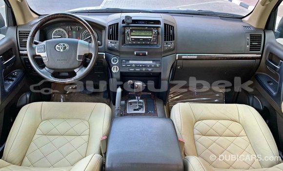 Buy Import Toyota Land Cruiser Blue Car in Import - Dubai in Andijon Buy Import Toyota Land Cruiser Blue Car in Import - Dubai in Andijon