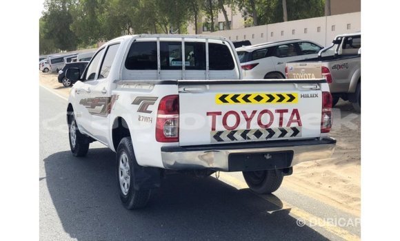 Buy Import Toyota Hilux White Car in Import - Dubai in Andijon Buy Import Toyota Hilux White Car in Import - Dubai in Andijon