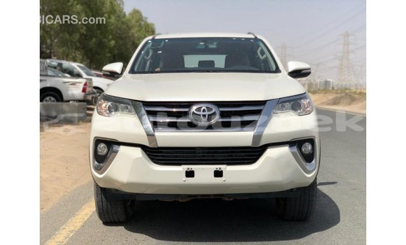 Buy Import Toyota Fortuner White Car in Import - Dubai in Andijon Buy Import Toyota Fortuner White Car in Import - Dubai in Andijon