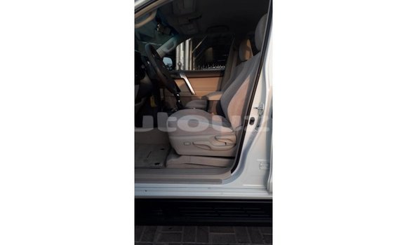 Buy Import Toyota Prado White Car in Import - Dubai in Andijon Buy Import Toyota Prado White Car in Import - Dubai in Andijon