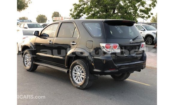 Buy Import Toyota Fortuner Black Car in Import - Dubai in Andijon Buy Import Toyota Fortuner Black Car in Import - Dubai in Andijon