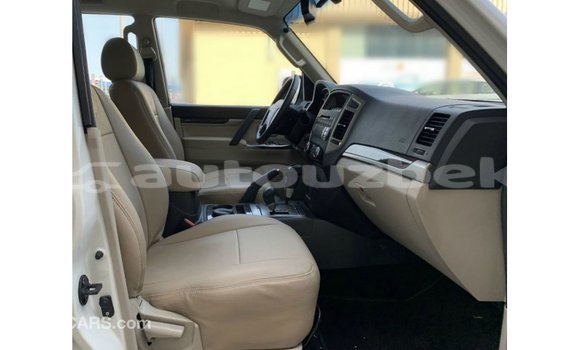 Buy Import Mitsubishi Pajero White Car in Import - Dubai in Andijon Buy Import Mitsubishi Pajero White Car in Import - Dubai in Andijon