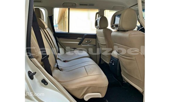 Buy Import Mitsubishi Pajero White Car in Import - Dubai in Andijon Buy Import Mitsubishi Pajero White Car in Import - Dubai in Andijon