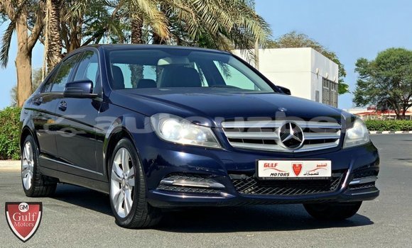 Buy Import Mercedes-Benz 200 Blue Car in Import - Dubai in Andijon