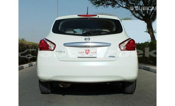 Buy Import Nissan Tiida White Car in Import - Dubai in Andijon Buy Import Nissan Tiida White Car in Import - Dubai in Andijon