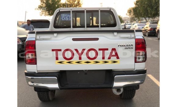 Buy Import Toyota Hilux White Car in Import - Dubai in Andijon Buy Import Toyota Hilux White Car in Import - Dubai in Andijon