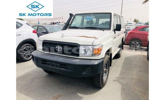 Buy Import Toyota Land Cruiser White Car in Import - Dubai in Andijon Buy Import Toyota Land Cruiser White Car in Import - Dubai in Andijon