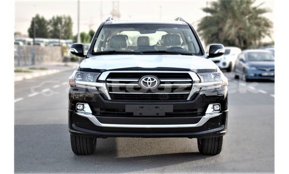Buy Import Toyota Land Cruiser Black Car in Import - Dubai in Andijon