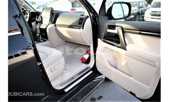 Buy Import Toyota Land Cruiser Black Car in Import - Dubai in Andijon Buy Import Toyota Land Cruiser Black Car in Import - Dubai in Andijon