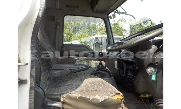 Buy Import Isuzu Rodeo White Car in Import - Dubai in Andijon Buy Import Isuzu Rodeo White Car in Import - Dubai in Andijon