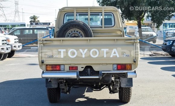 Buy Import Toyota Land Cruiser Beige Car in Import - Dubai in Andijon Buy Import Toyota Land Cruiser Beige Car in Import - Dubai in Andijon
