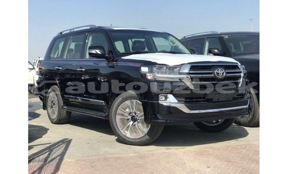 Buy Import Toyota Land Cruiser Black Car in Import - Dubai in Andijon