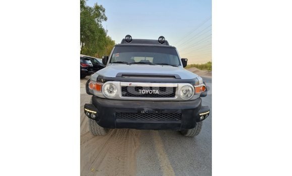 Buy Import Toyota FJ Cruiser Other Car in Import - Dubai in Andijon Buy Import Toyota FJ Cruiser Other Car in Import - Dubai in Andijon
