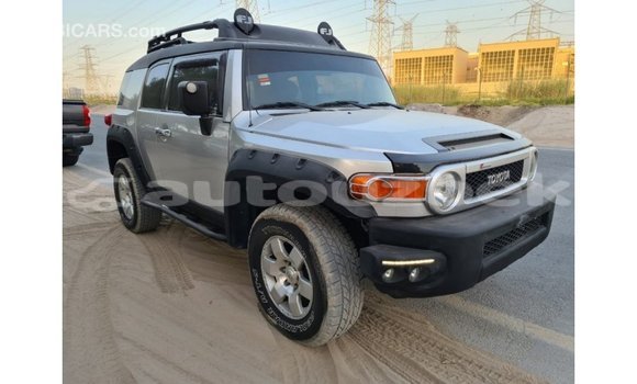 Buy Import Toyota FJ Cruiser Other Car in Import - Dubai in Andijon Buy Import Toyota FJ Cruiser Other Car in Import - Dubai in Andijon