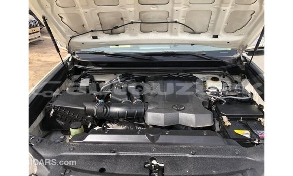 Buy Import Toyota Prado White Car in Import - Dubai in Andijon Buy Import Toyota Prado White Car in Import - Dubai in Andijon