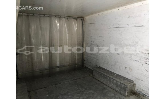 Buy Import Toyota Hiace White Car in Import - Dubai in Andijon Buy Import Toyota Hiace White Car in Import - Dubai in Andijon